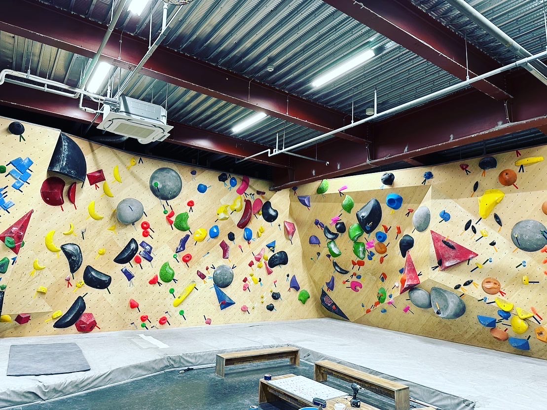 Bare Hands Climbing Gym ベアハンズクライミングジム